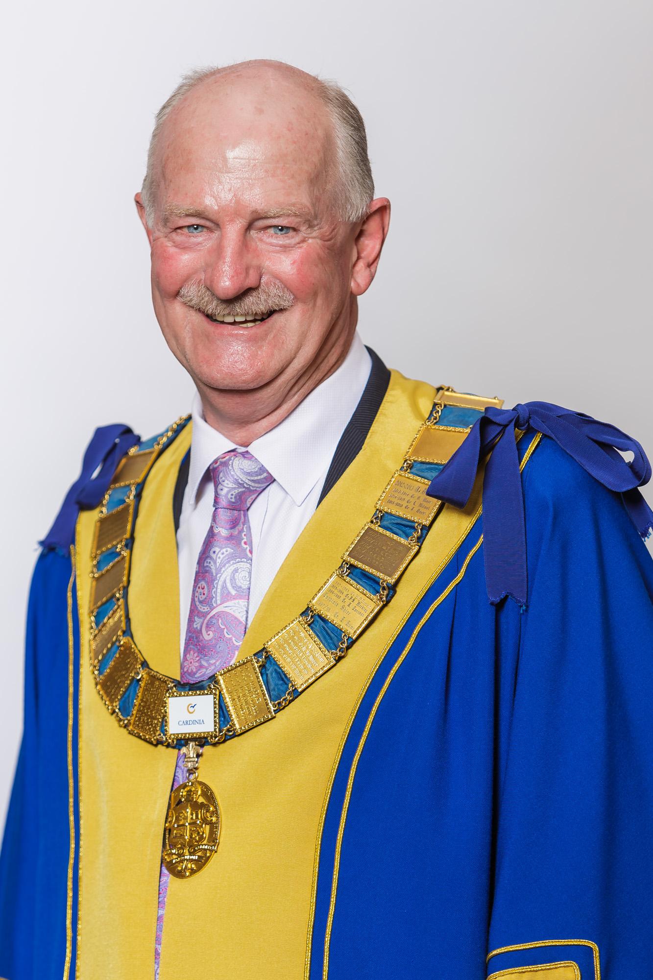 Headshot of Mayor Cr Graeme Moore on appointment