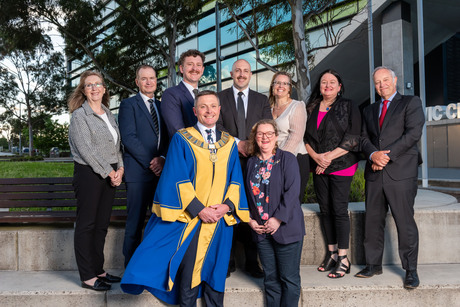 Councillor group with new Mayor and Deputy Mayor