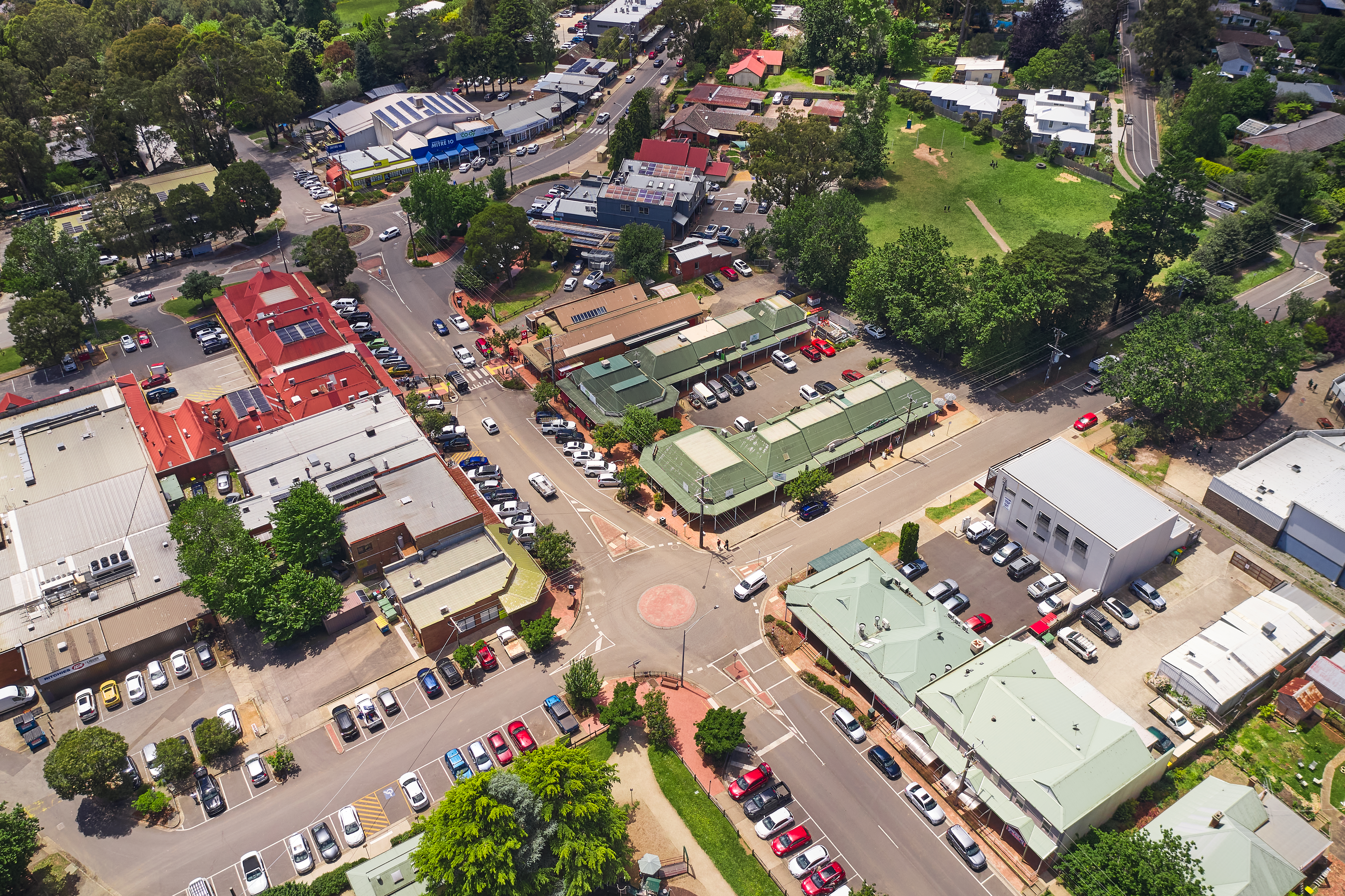 Emerald town centre
